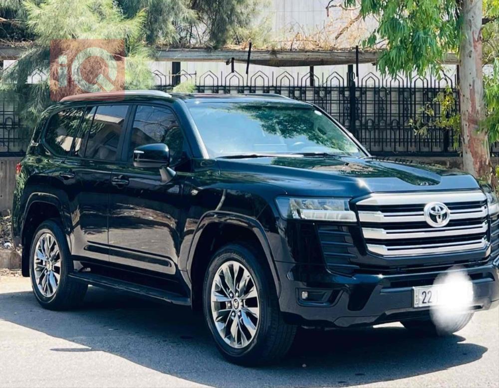 تويوتا لاندكروزر